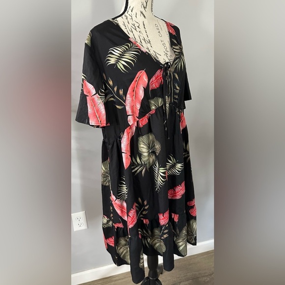 Black Ruched Ruffled Midi Sundress 🩷 - Picture 5 of 12